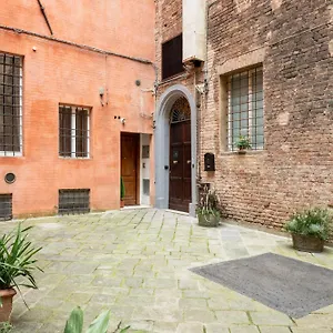 Palazzo Patrizi & Siena